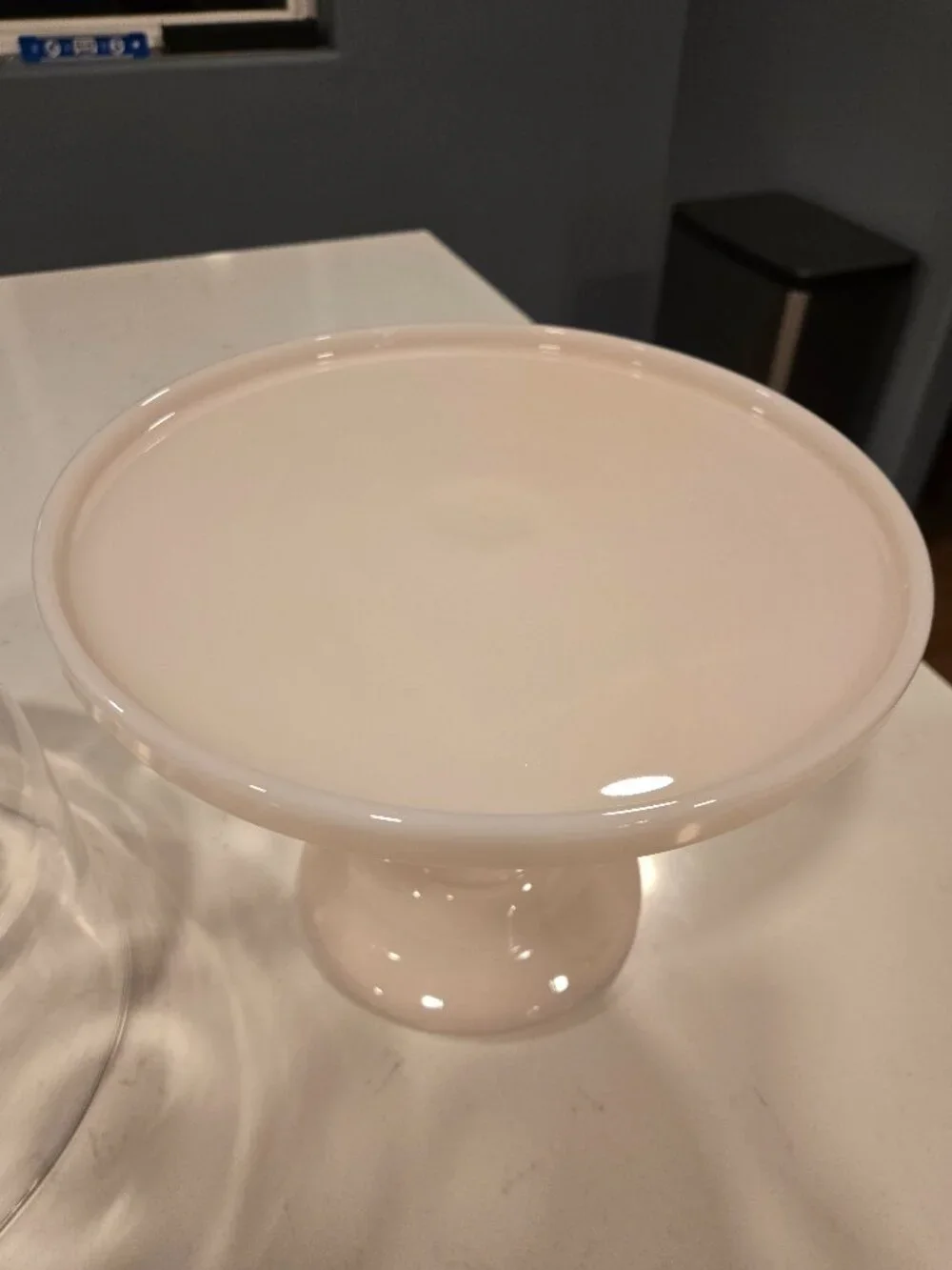 Mosser Glass 9in Cake stand with glass dome
